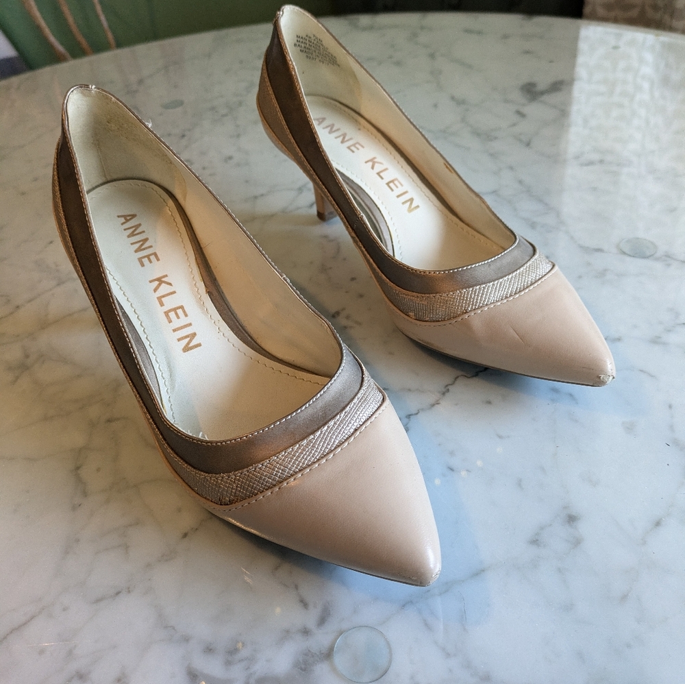 Anne Klein kitten heels